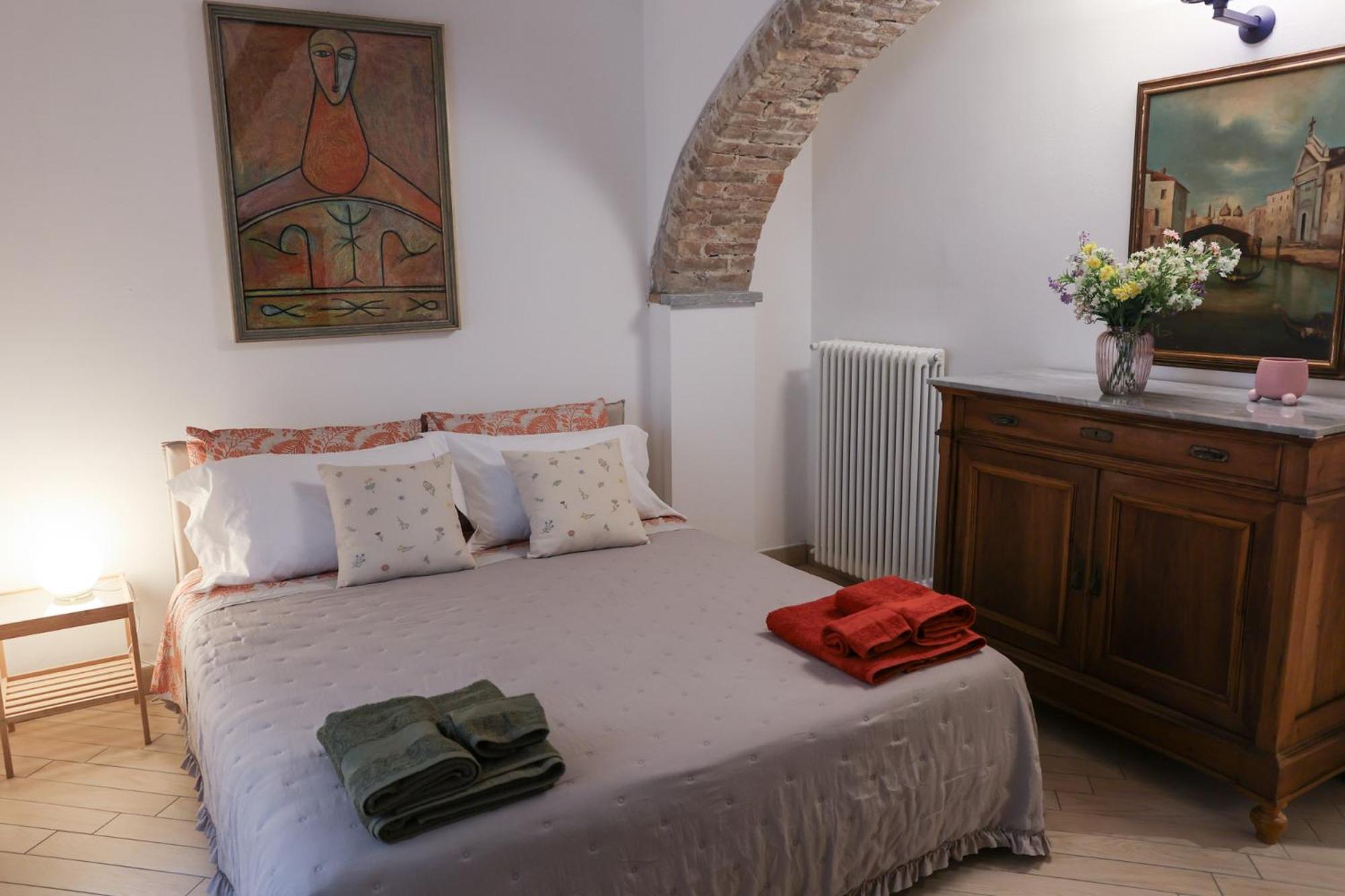 Asti Historic Center - Appartamento Trincotto מראה חיצוני תמונה